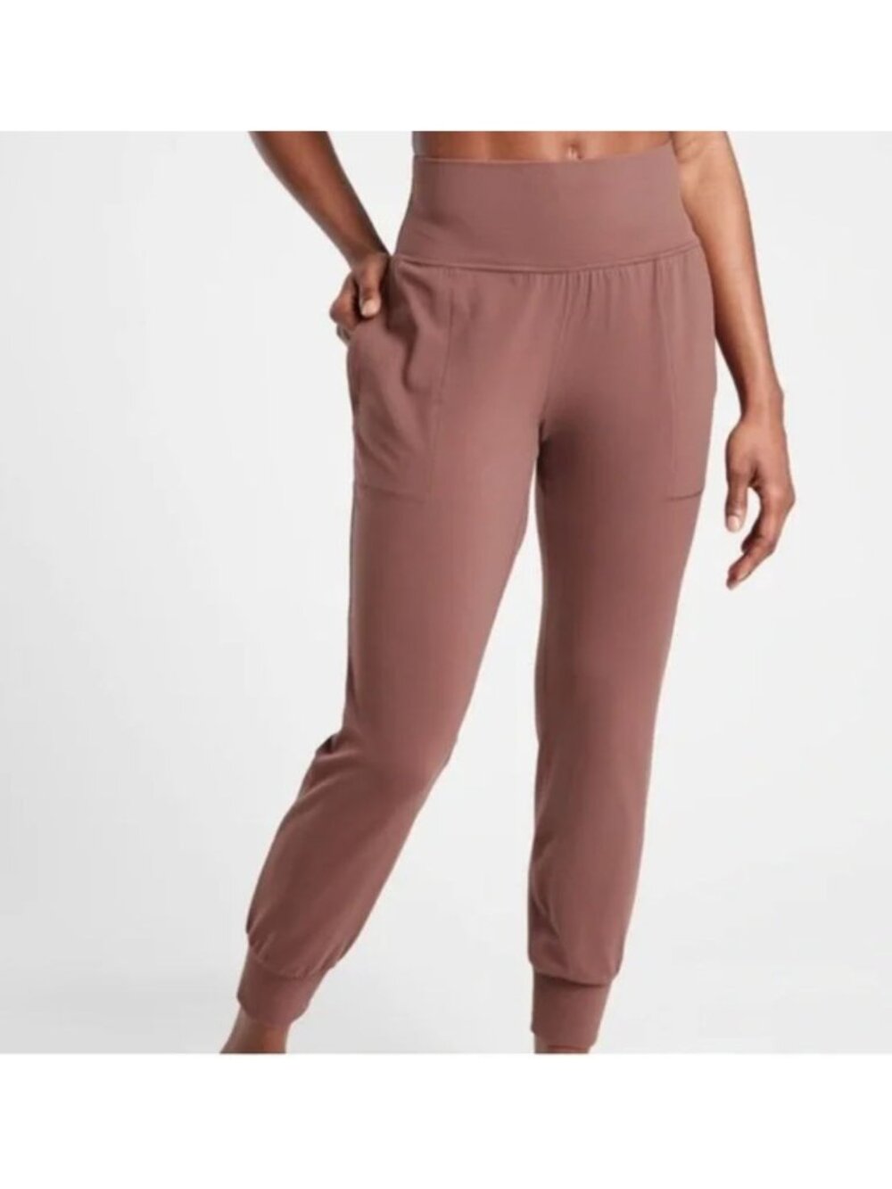 Athleta Salutation Highrise Jogger in Powervita Size Small NEW!